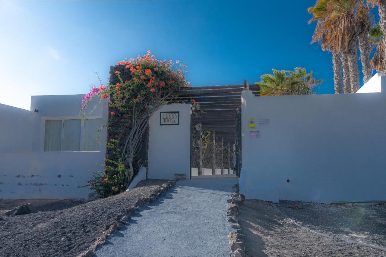 Luxury Estudio En Playa Roca A Primera Linea Del Mar Costa Teguise Bagian luar foto