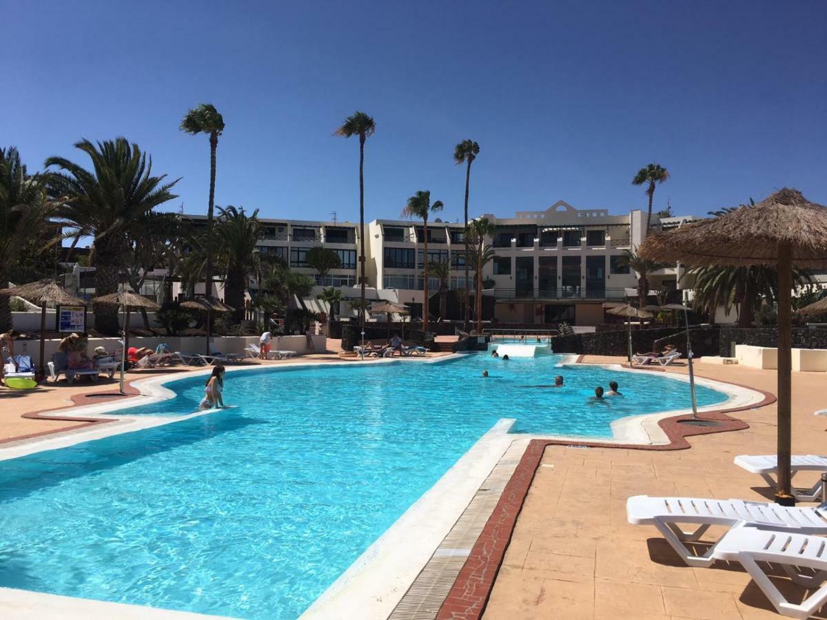 Luxury Estudio En Playa Roca A Primera Linea Del Mar Costa Teguise Bagian luar foto