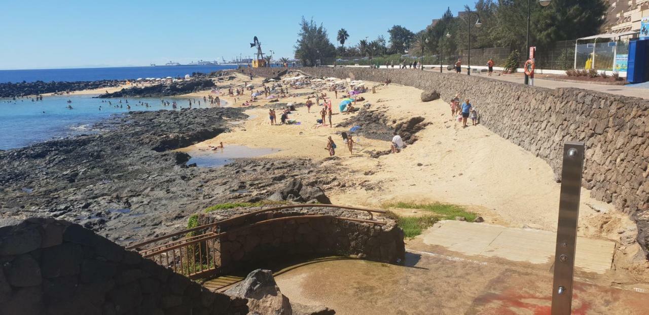 Luxury Estudio En Playa Roca A Primera Linea Del Mar Costa Teguise Bagian luar foto