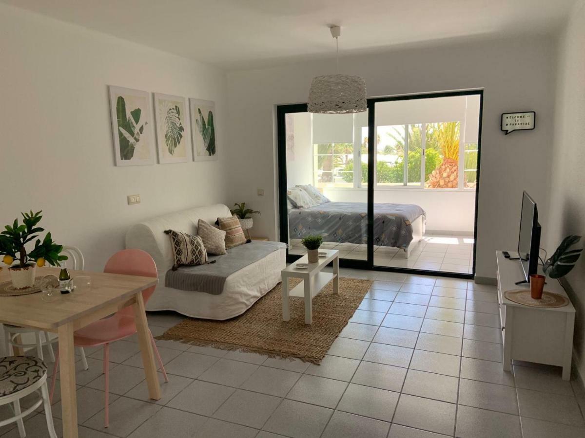 Luxury Estudio En Playa Roca A Primera Linea Del Mar Costa Teguise Bagian luar foto